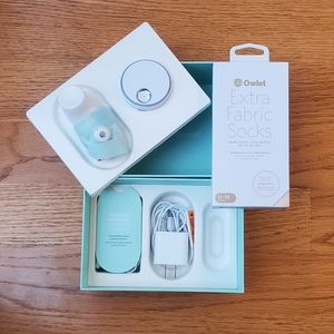 Owlet 3rd Generation with extra socks (dusty rose colored)